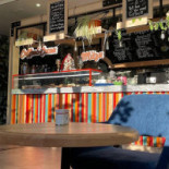 Mitzu Creamy Famous În interior