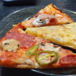 Fabio Pizza Pantelimon Mâncare