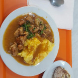 Cantina Studenteasca Utcb Mâncare