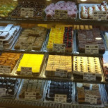 Patiserie-cofetarie Nicola În interior