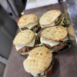 Plescăvița Van By Taverna Sârbului Mâncare