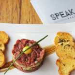 Speakeasy Brasserie Mâncare