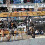 Starbucks Insula Exterior