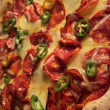 Monkey’s Pizza Mâncare