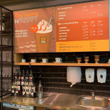 So! Coffee În interior