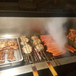 Roka Barbeque În interior