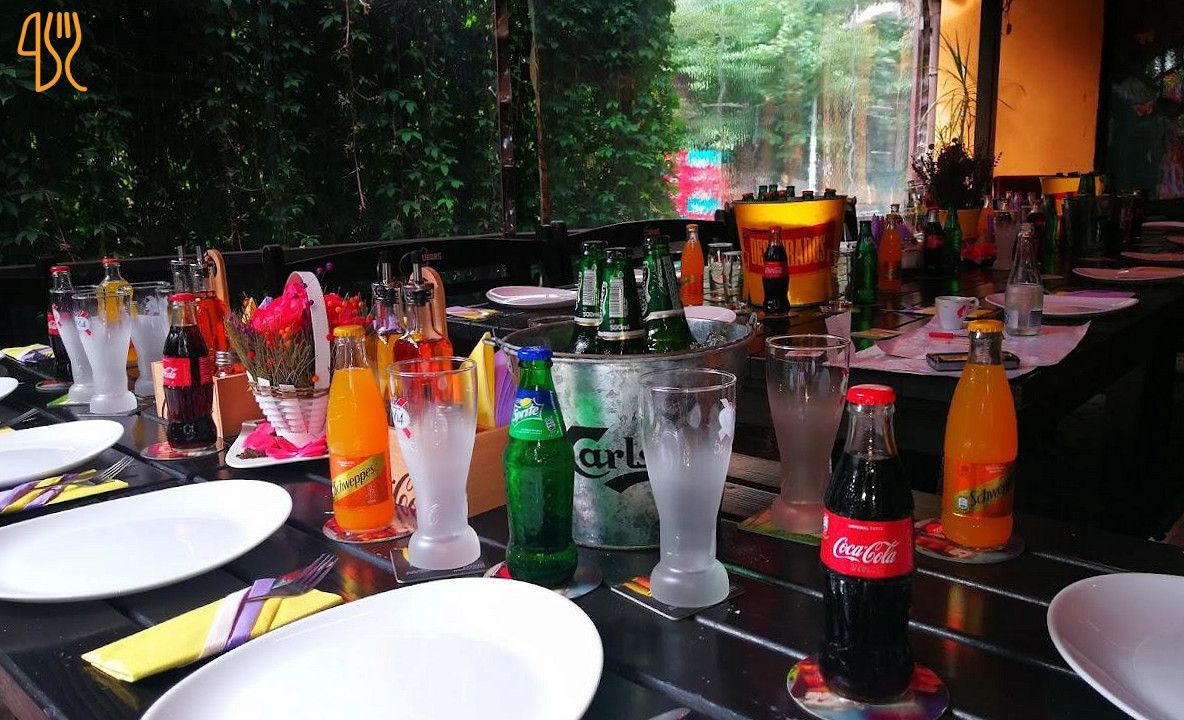 Filos Pub Exterior