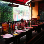 Filos Pub À l'intérieur