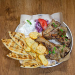 Nikos Greek Taverna Apaca Mâncare