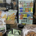 Jap Speciality Coffee Titan În interior