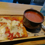 Treevi Pizza Fabrica De Ciorbe Mâncare