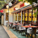 Soi Thai 31 Exterior