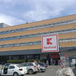 Kaufland Grill Exterior