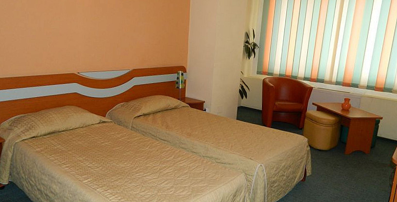 Elizeu În interior