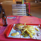 Victor's Burgers Mâncare