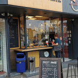 Pizza Shop Exterior