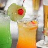 Eva Lounge Pub Mâncare