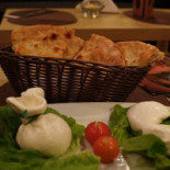 Art Risto Lounge Mâncare
