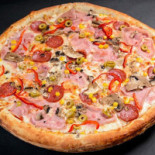 Pizzeria Cuptorul Cu Lemne Mâncare