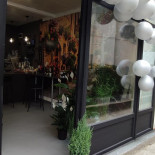 Neighbour's Cofee Gift Shop Exterior