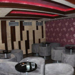 Metropolis Cafe În interior