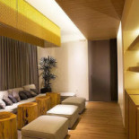 Norton Grace În interior