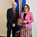 Bufetul Senatului Băutură