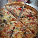 Karma Pizza Mâncare