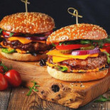 Marvel's Burger Mâncare