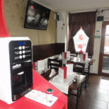 Ely's Pizza În interior