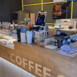 Ted's Coffee Co. În interior