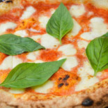Napoleta Pizza Mâncare