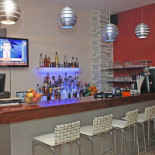 The Greek's Cafe În interior