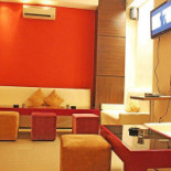The Greek's Cafe În interior