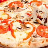 Pizza Zazu Mâncare