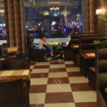 Little City Bucharest În interior