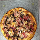 Bobby's Pizza Mâncare