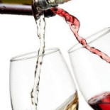 Vinuri Si Ape Minerale Băutură