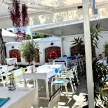 La Kostas Taverna În interior