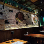 The Place 2 Meat În interior