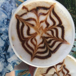 Pierre Coffee Mâncare
