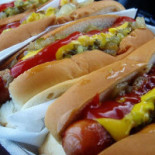 Yum Yum Hot Dog Mâncare