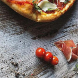 Pizzeria Rossi Băutură