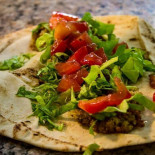 Fatafit Lebanese Snack Grill Mâncare