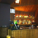 Tiki În interior