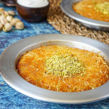 Knafeiada Lounge Mâncare