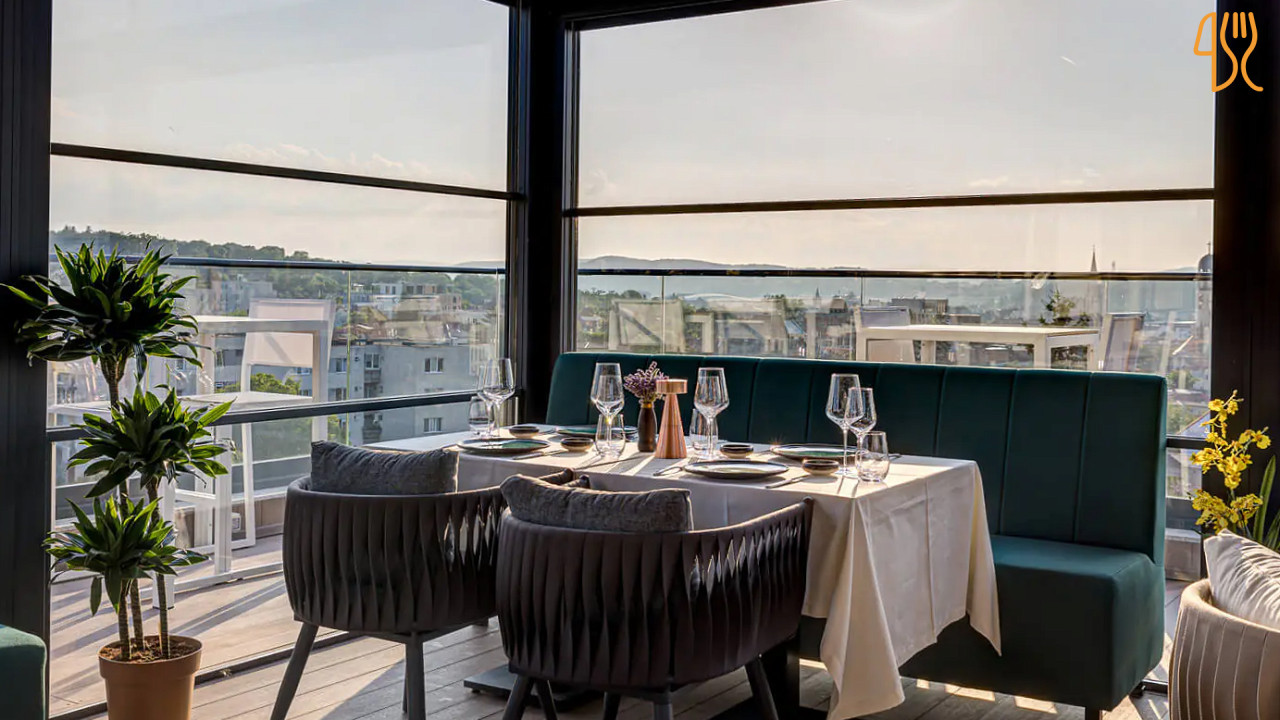 C'est La Vie Rooftop În interior