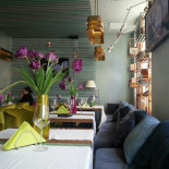 Yaya În interior
