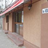Food Time Exterior