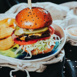 The Millenial Burger Unirii Băutură